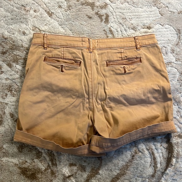 Anthropology shorts - Picture 2 of 3